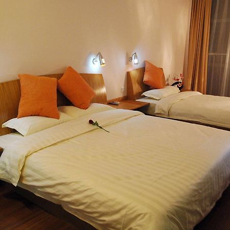 Home Club Hotel Yuexiu Branch 広州 エクステリア 写真