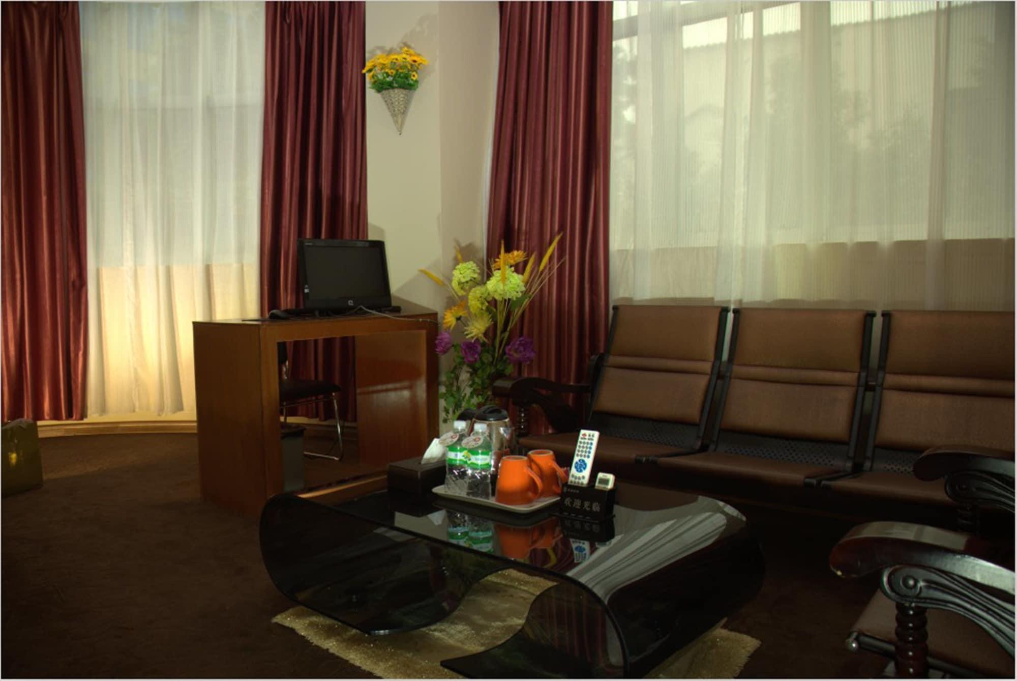 Home Club Hotel Yuexiu Branch 広州 エクステリア 写真